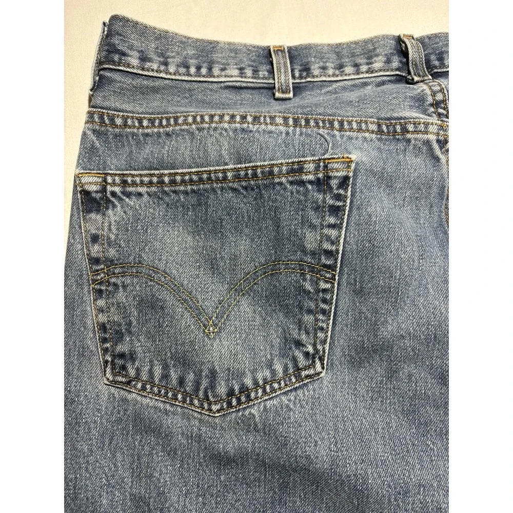 Levis 550 Relaxed Fit Jeans Mens 42x30 Blue Medium Wash Denim 550-0216